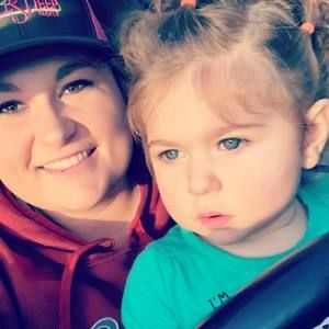 Meet your Posher, Courtney